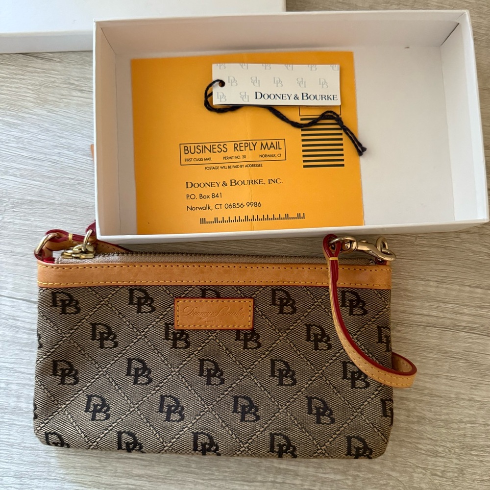 Dooney & Bourke Wristlet